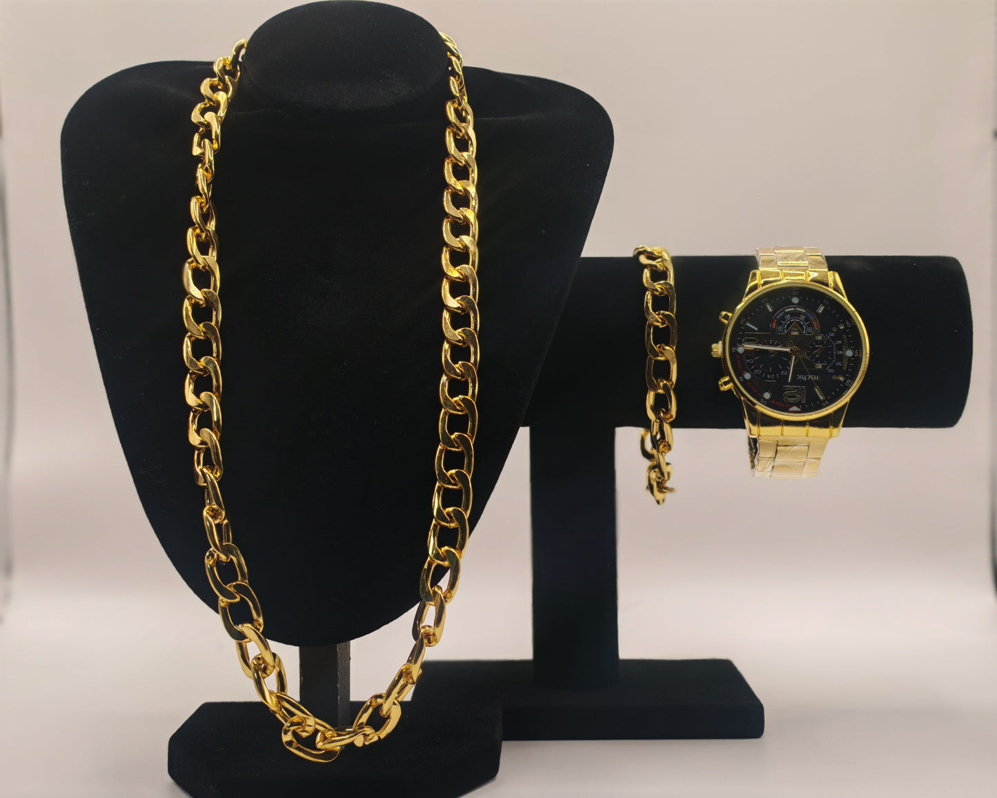 Set de Collar, Pulsera y Reloj